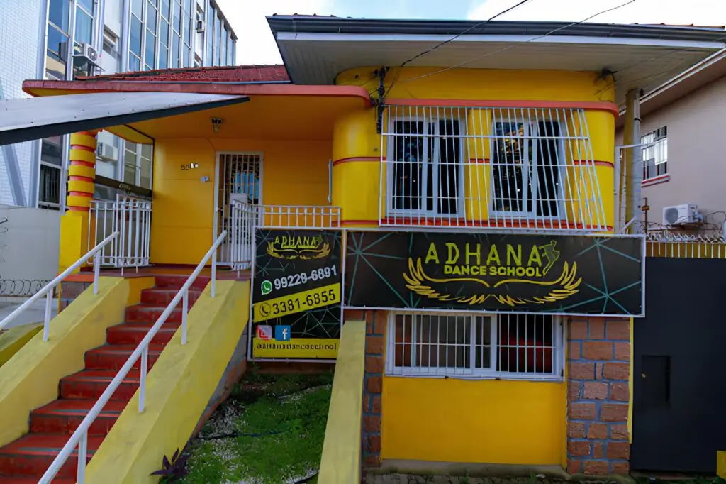 Turma da Adhana Dance School